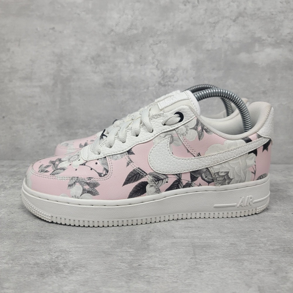 NIKE Womans Size 8 Air FORCE 1 Pink FLORAL AO1017 102 WHITE LEATHER SNEAKERS - Picture 5 of 8
